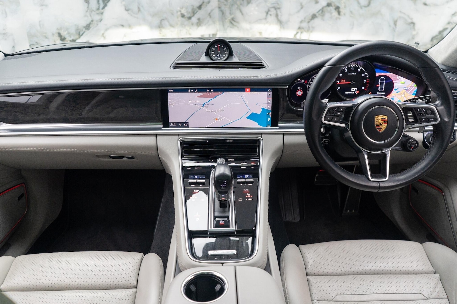 Used Porsche Panamera 2017 for sale - 77469088: Photo 10