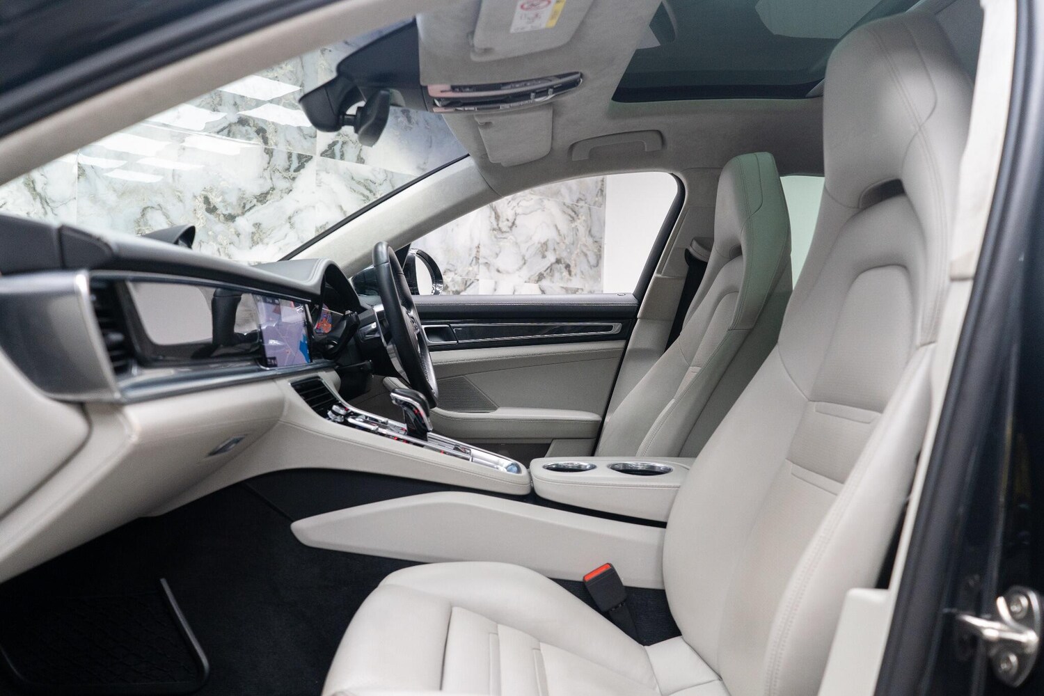 Used Porsche Panamera 2017 for sale - 77469088: Photo 13