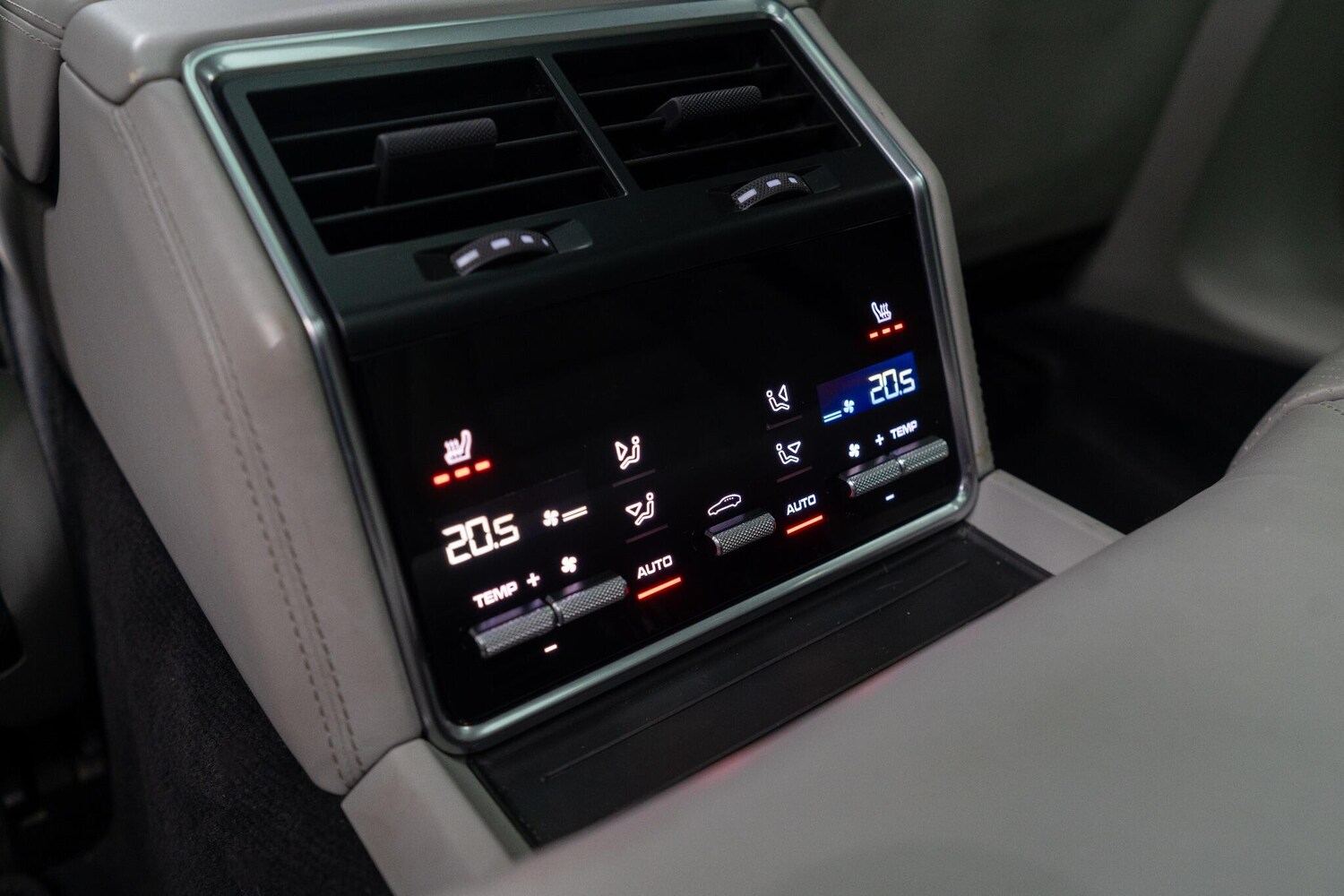 Used Porsche Panamera 2017 for sale - 77469088: Photo 19