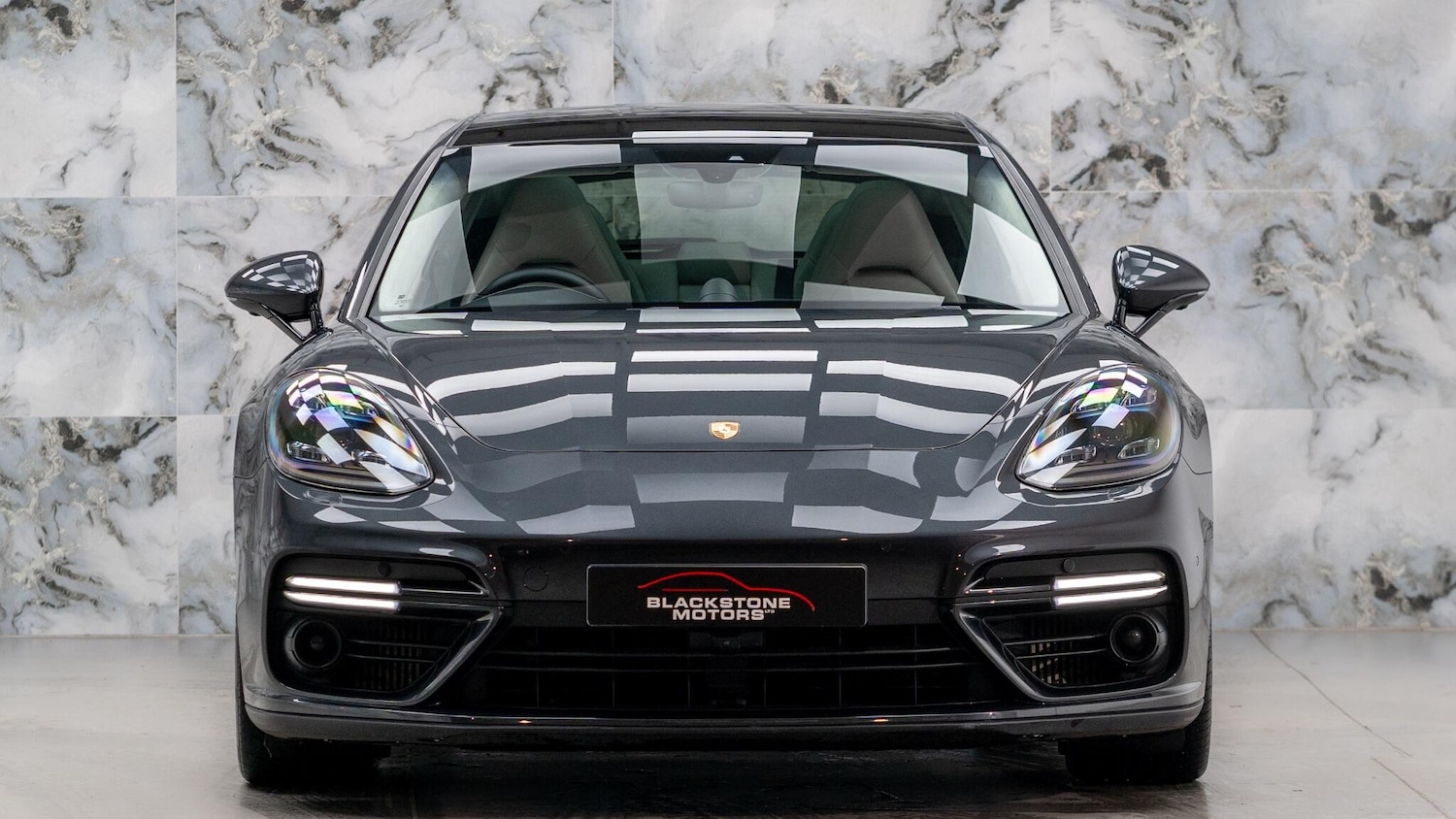 Used Porsche Panamera 2017 for sale - 77469088: Photo 2