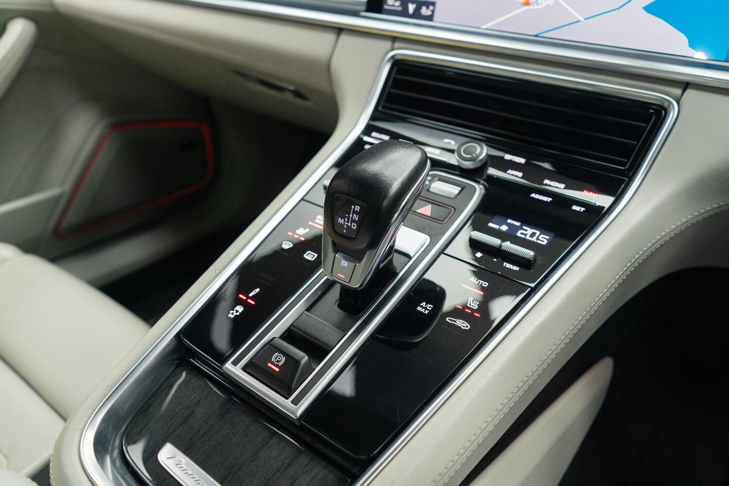 Used Porsche Panamera 2017 for sale - 77469088: Photo 21