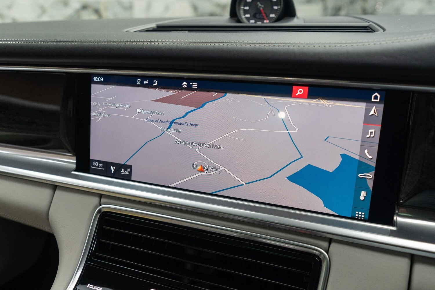 Used Porsche Panamera 2017 for sale - 77469088: Photo 24