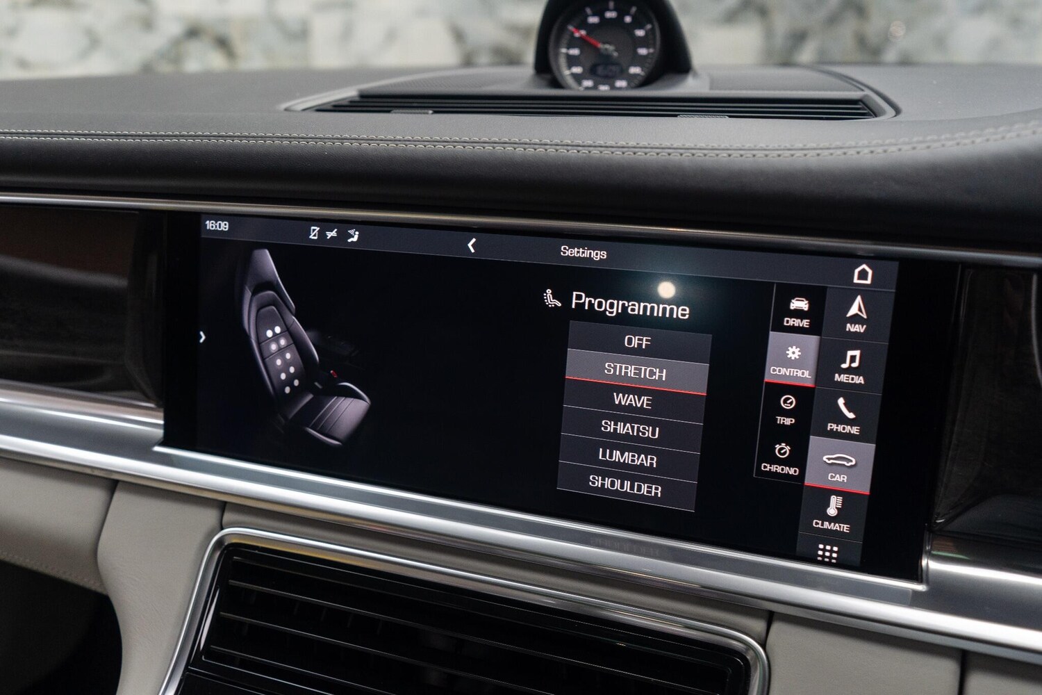 Used Porsche Panamera 2017 for sale - 77469088: Photo 27