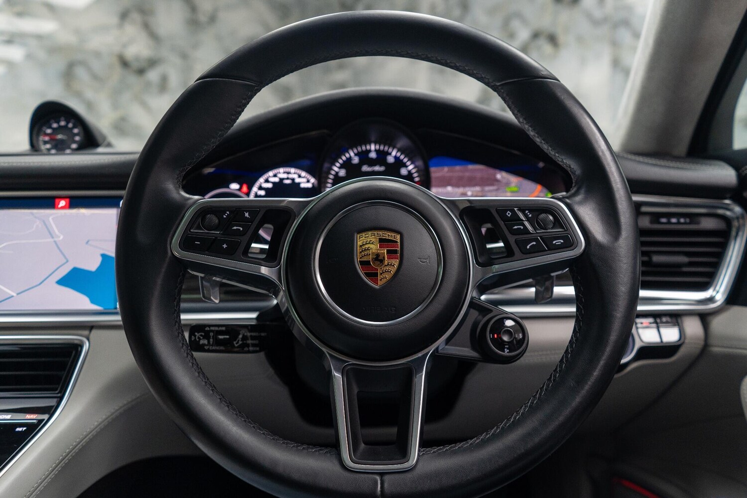 Used Porsche Panamera 2017 for sale - 77469088: Photo 39