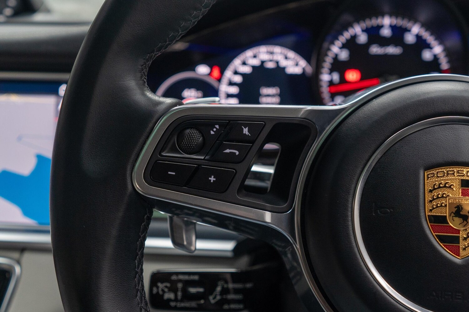 Used Porsche Panamera 2017 for sale - 77469088: Photo 40