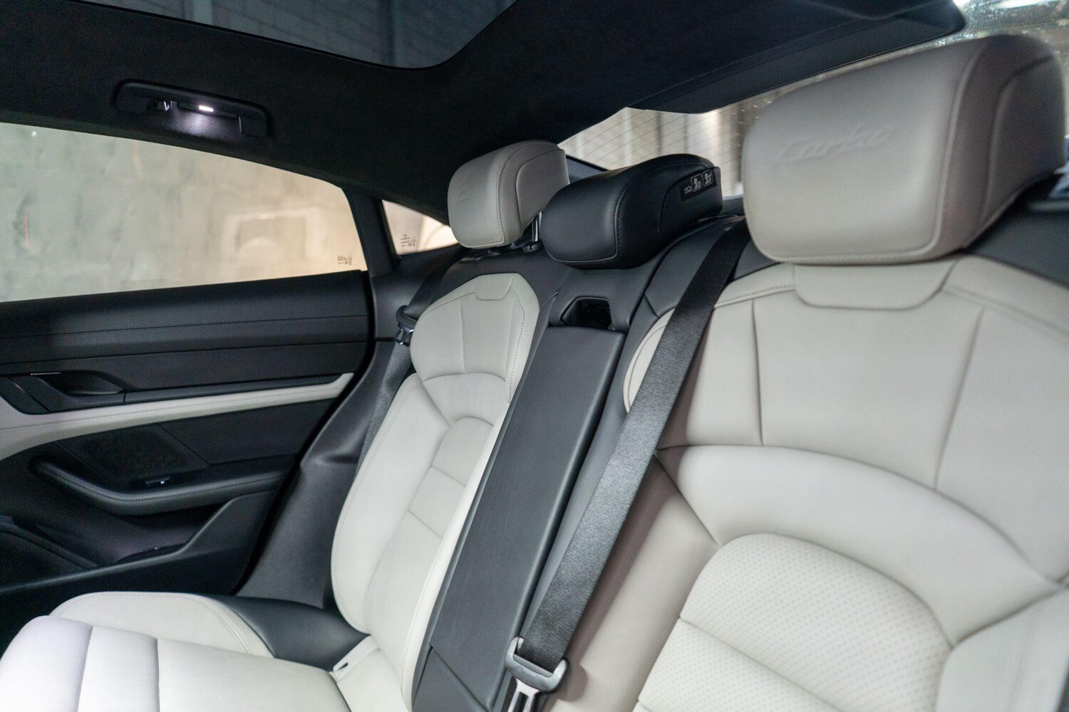 Used Porsche Taycan for sale - 78127345: Photo 19