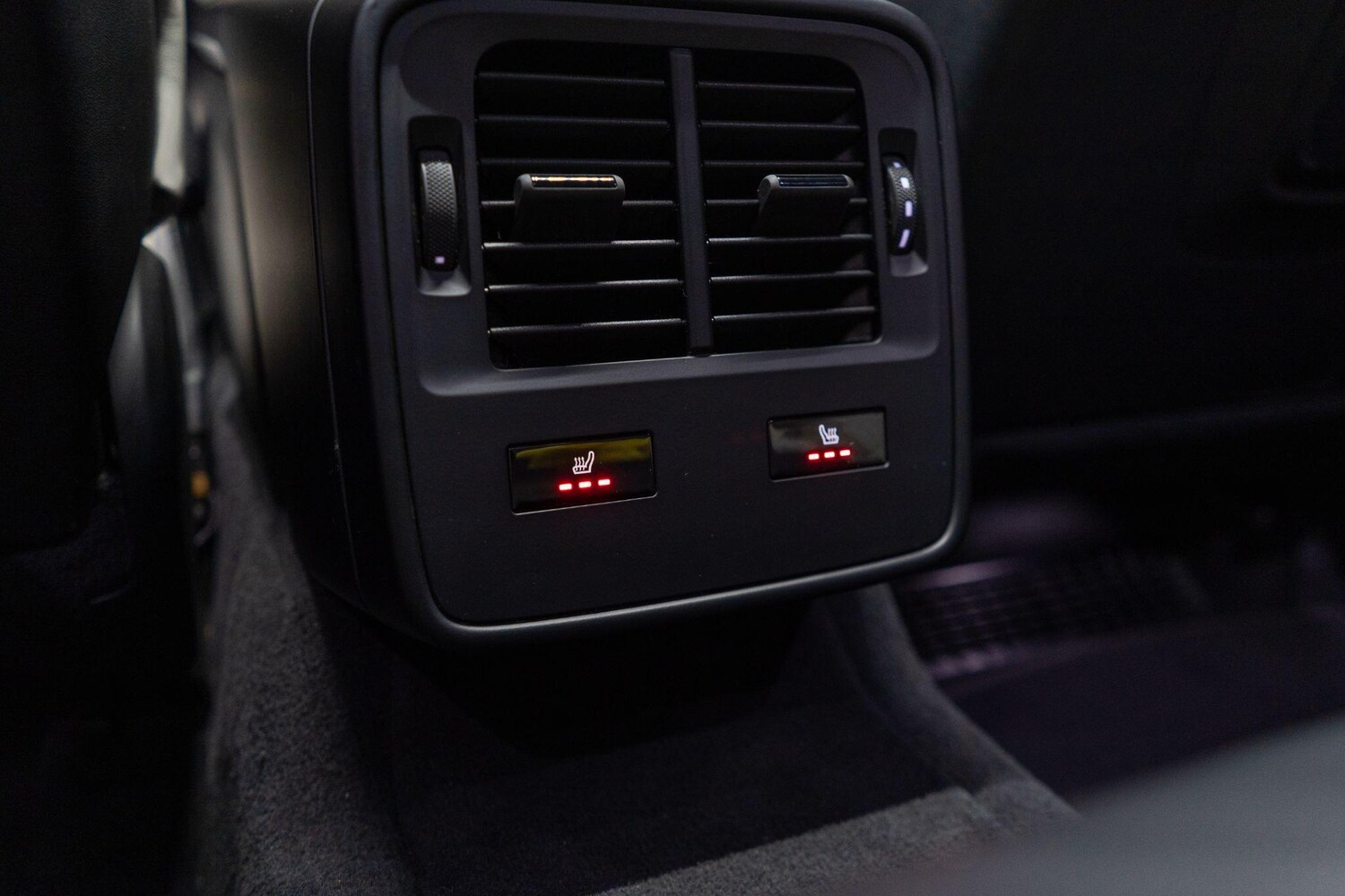 Used Porsche Taycan for sale - 78127345: Photo 20