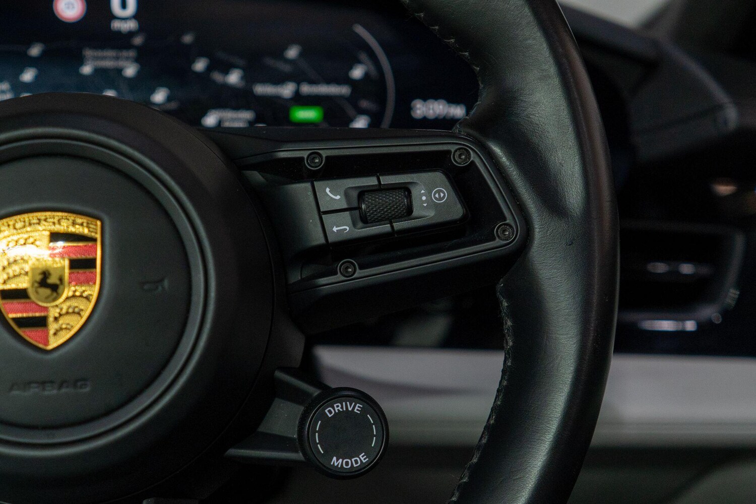 Used Porsche Taycan for sale - 78127345: Photo 34