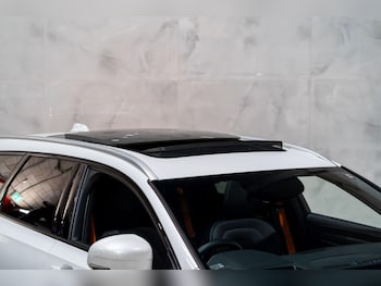 Used Volvo V90 Cross Country 2018 for sale - 78057720: Photo