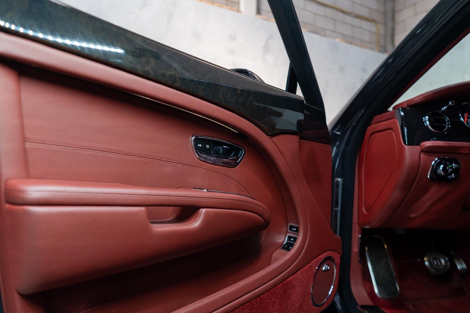 Used Bentley Mulsanne 2018 for sale - 78185736: Photo 31