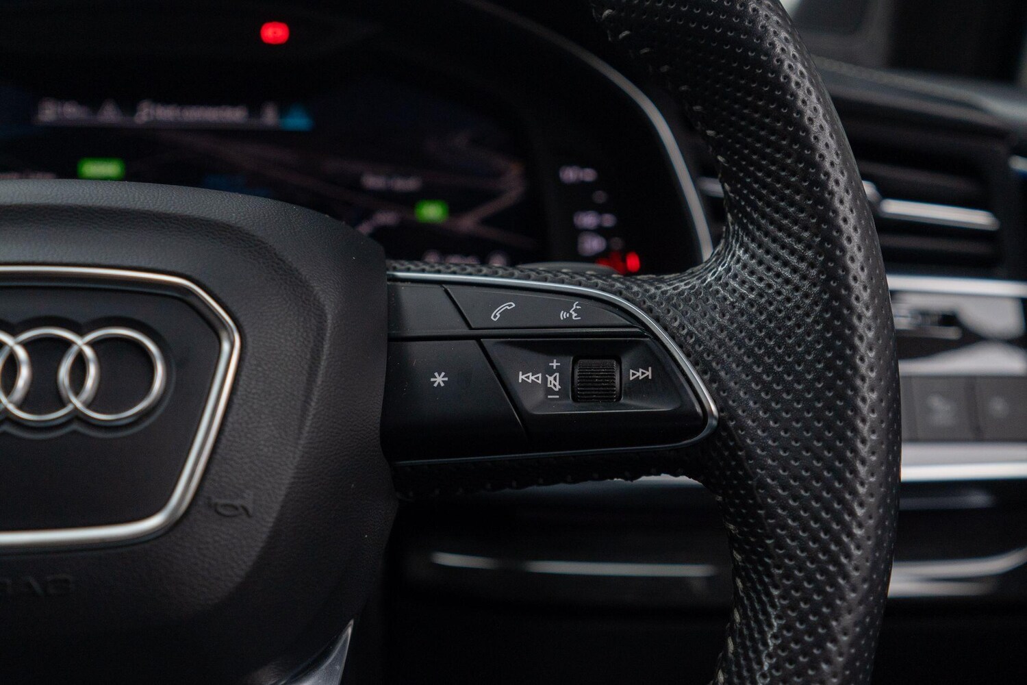 Used Audi Q7 2020 for sale - 78048250: Photo 37