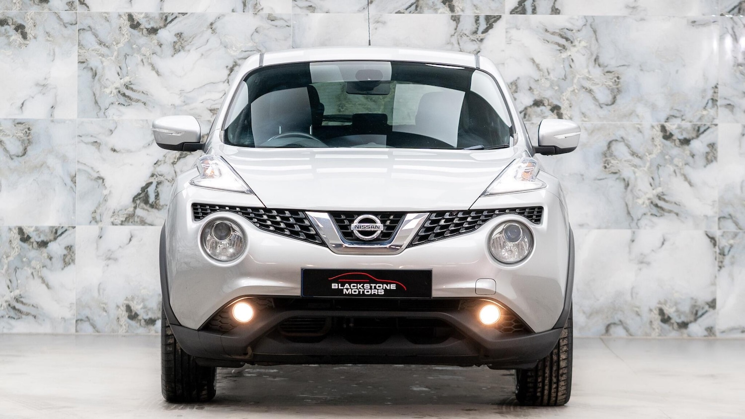 Used Nissan Juke 2017 for sale - 77131108: Photo 2