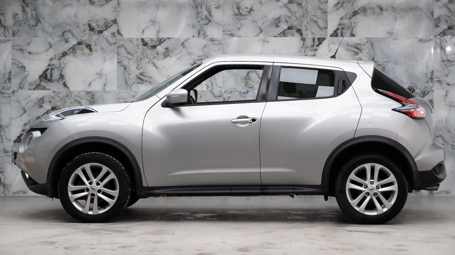 Used Nissan Juke 2017 for sale - 77131108: Photo 8