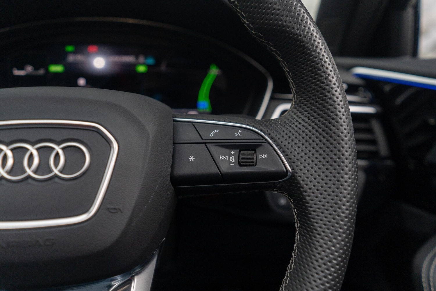 Used Audi S4 2023 for sale - 76702017: Photo 35