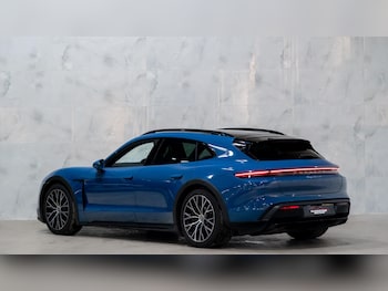 Used Porsche Taycan 2022 for sale - 78879062: Photo