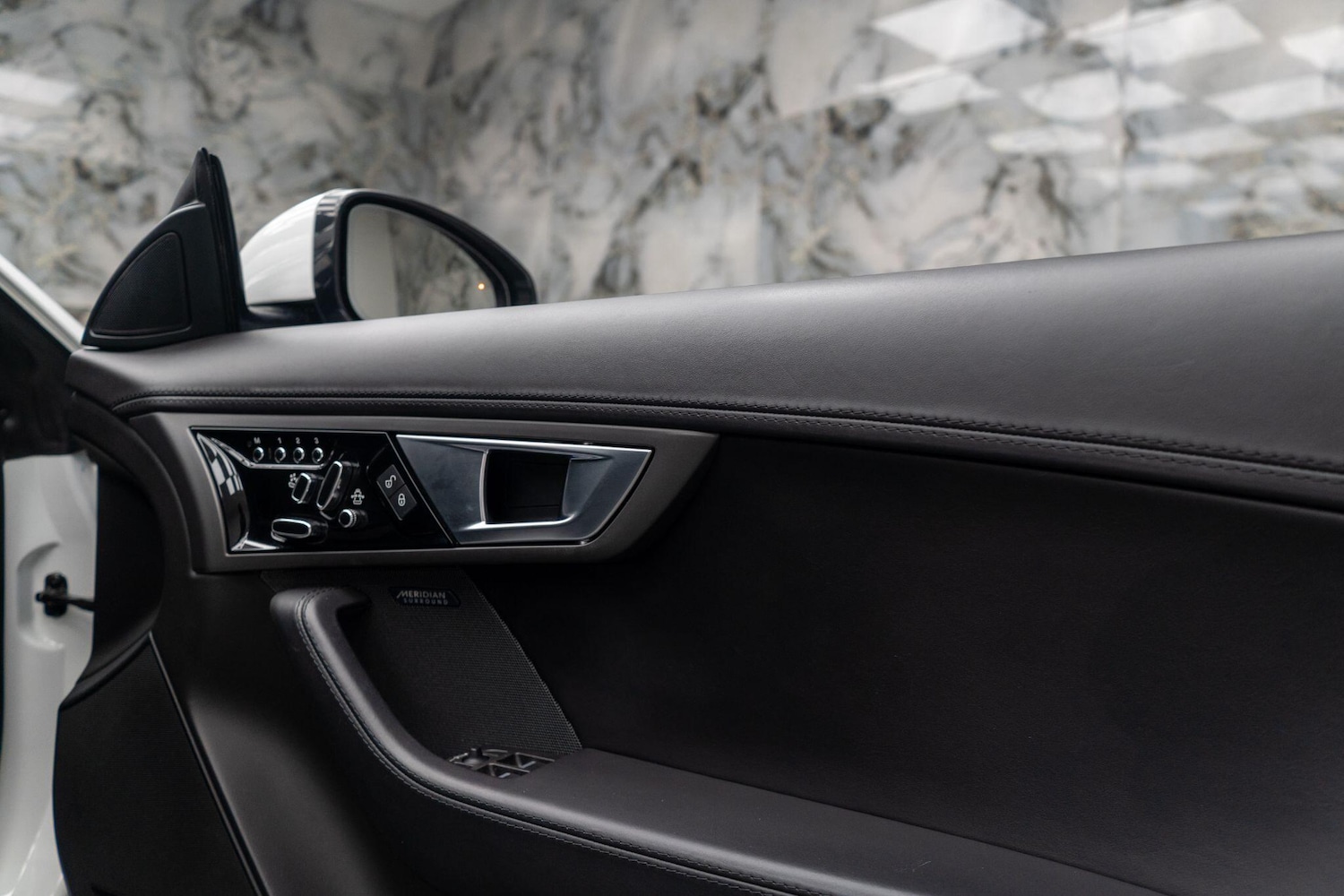 Used Jaguar F-Type for sale - 77015352: Photo 22