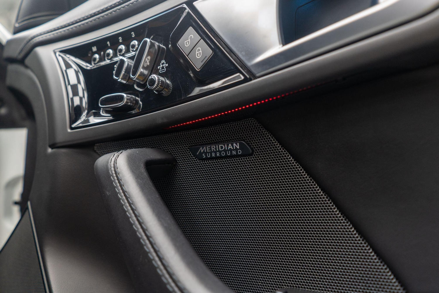 Used Jaguar F-Type for sale - 77015352: Photo 23