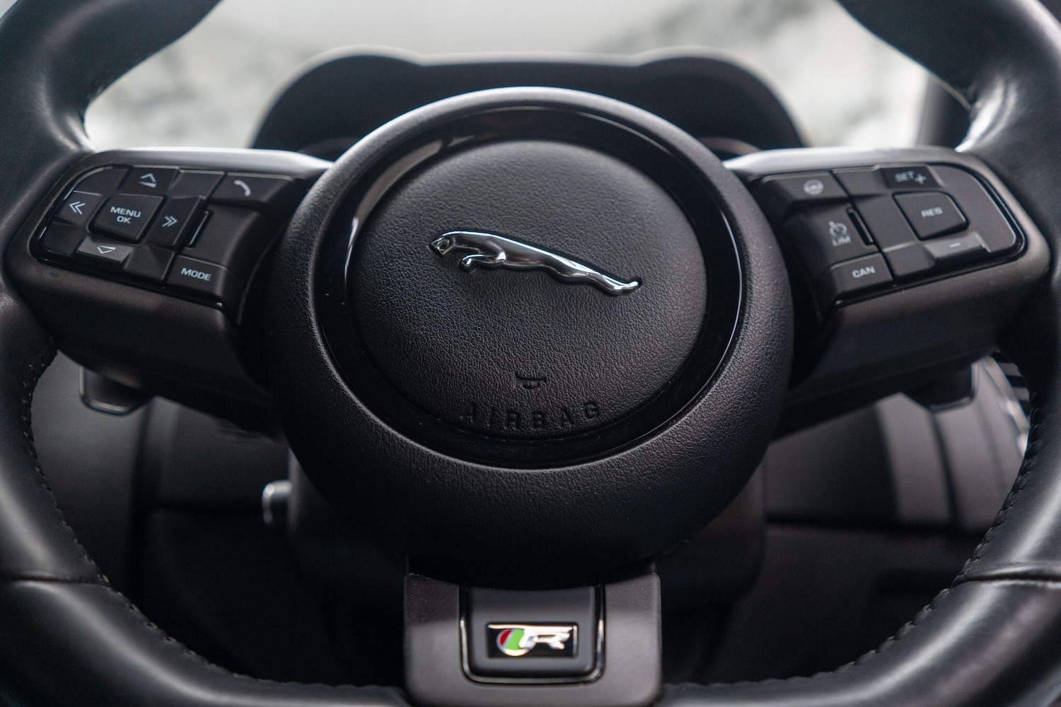 Used Jaguar F-Type for sale - 77015352: Photo 28