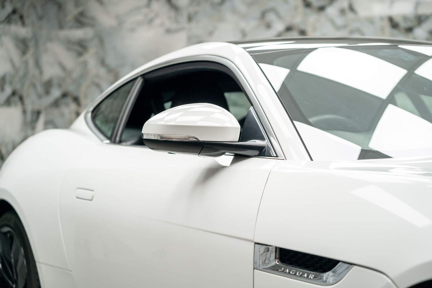 Used Jaguar F-Type for sale - 77015352: Photo 40