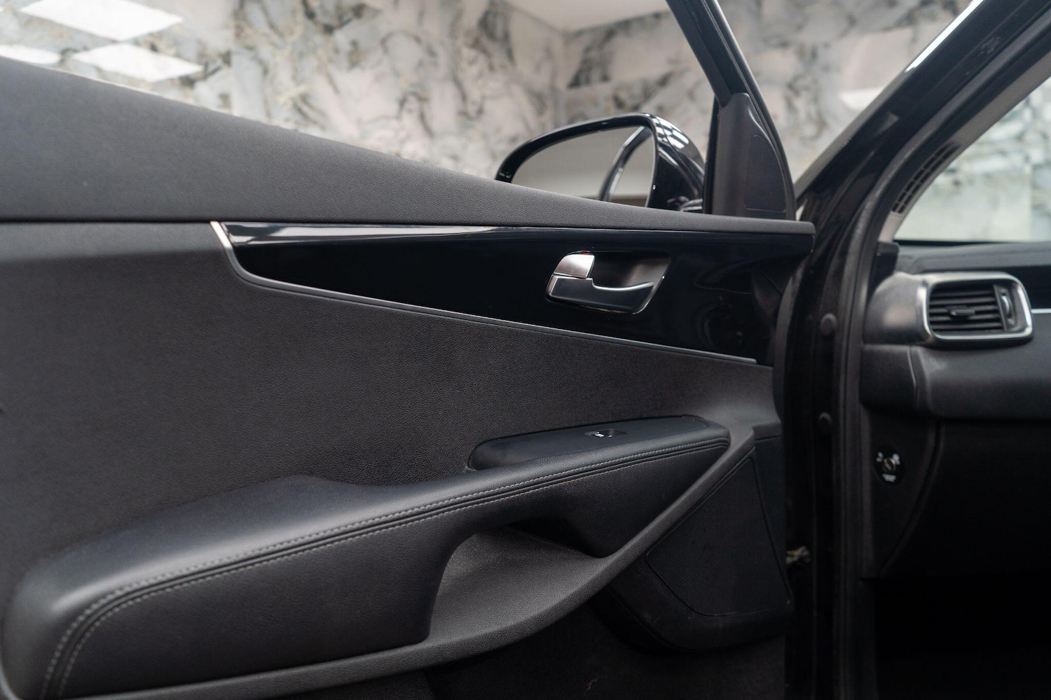 Used Kia Sorento 2017 for sale - 76994092: Photo 31