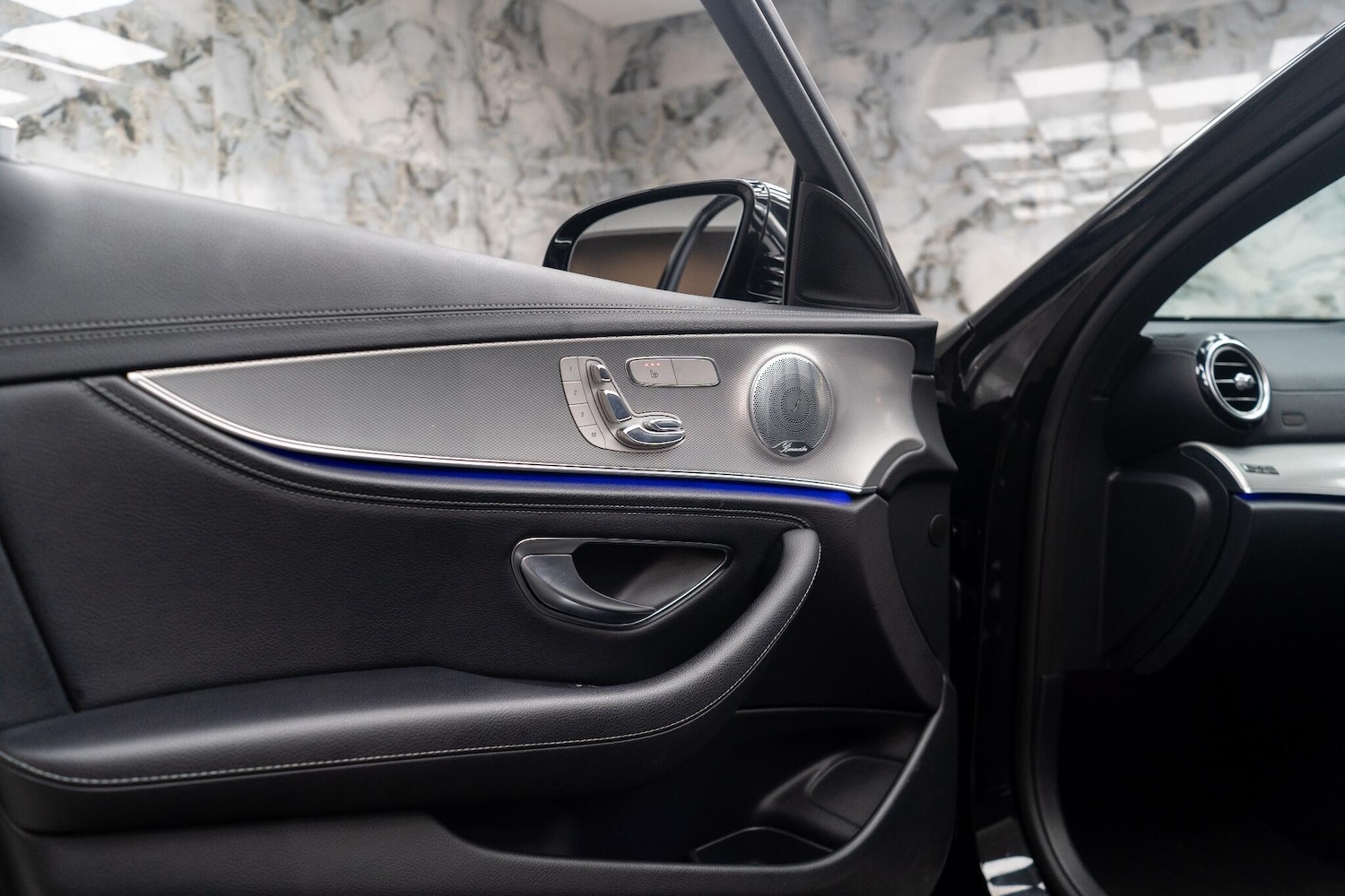 Used Mercedes-Benz E Class for sale - 77793506: Photo 44