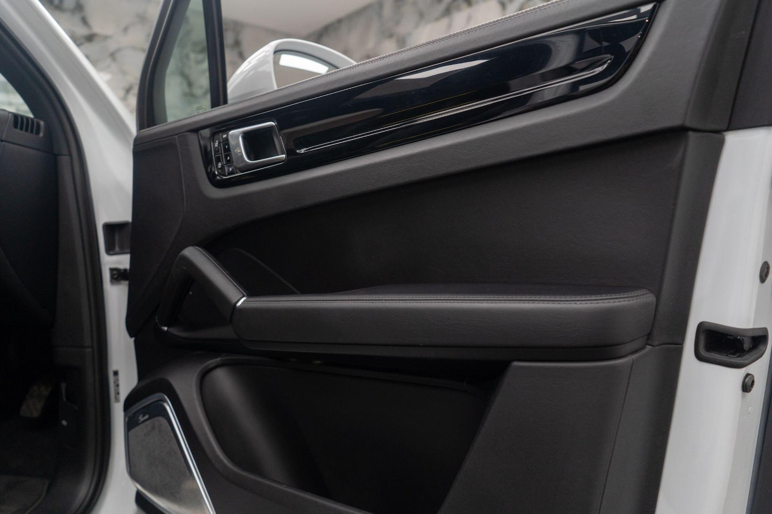 Used Porsche Cayenne 2019 for sale - 76084881: Photo 35