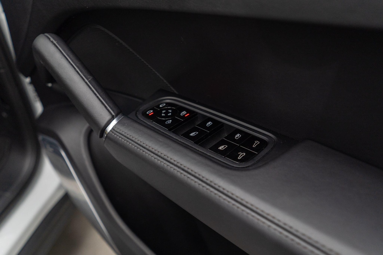 Used Porsche Cayenne 2019 for sale - 76084881: Photo 36