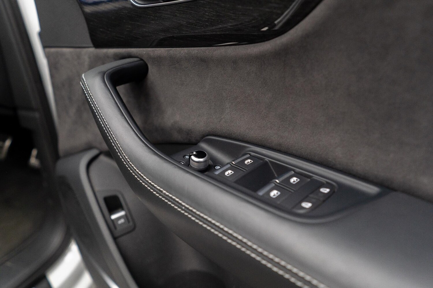 Used Audi Q7 2022 for sale - 77468517: Photo 32