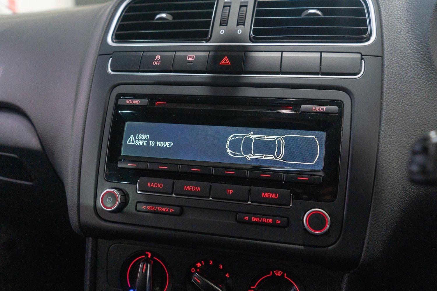 Used Volkswagen Polo for sale - 77783508: Photo 10