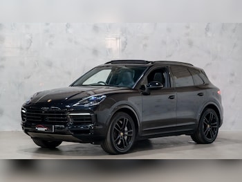 Used Porsche Cayenne 2018 for sale - 79484641: Photo