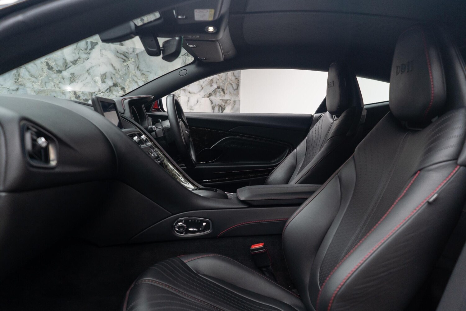 Used Aston Martin DB11 for sale - 77671746: Photo 12