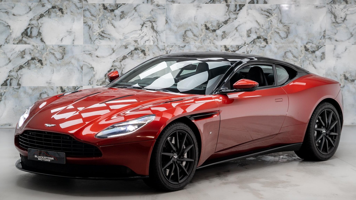 Used Aston Martin DB11 for sale - 77671746: Photo 4