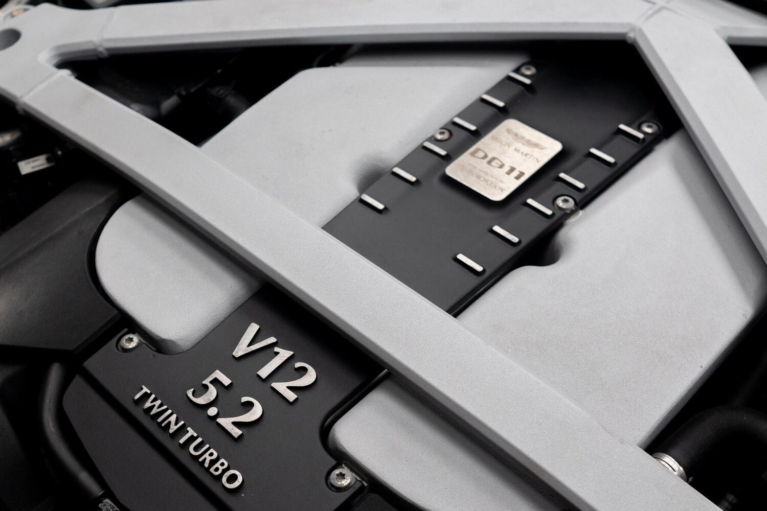 Used Aston Martin DB11 for sale - 77671746: Photo 47