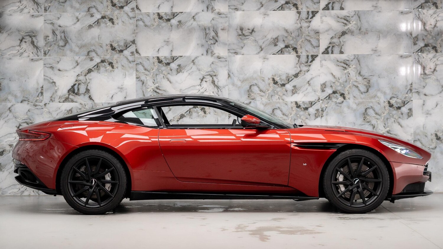 Used Aston Martin DB11 for sale - 77671746: Photo 8