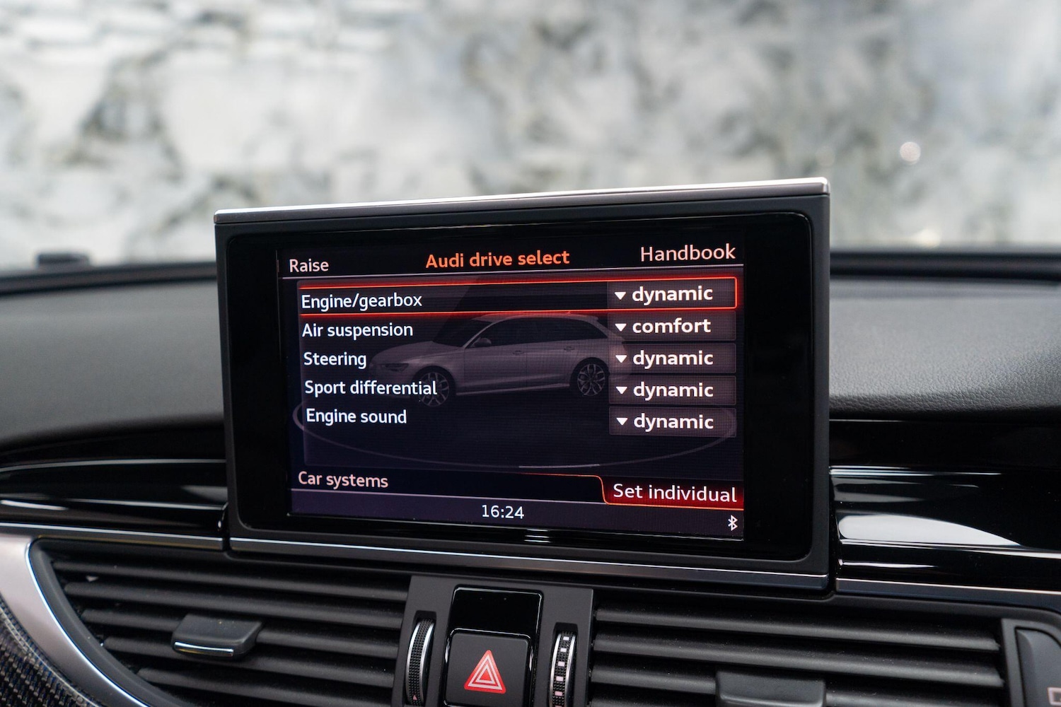 Used Audi RS6 2017 for sale - 77230447: Photo 24