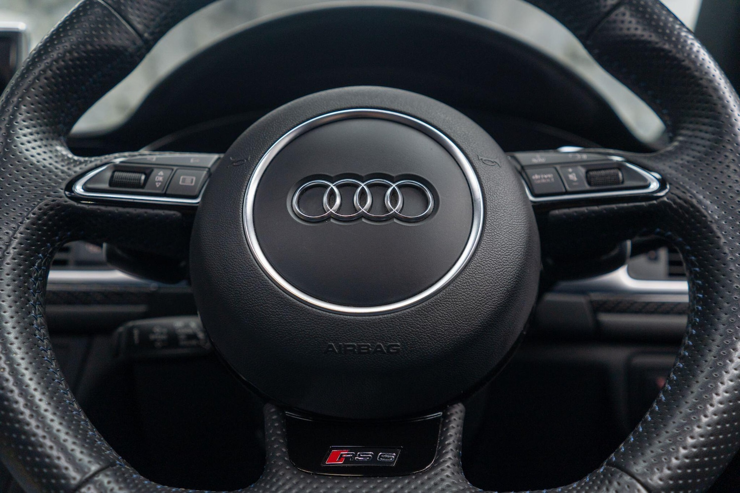 Used Audi RS6 2017 for sale - 77230447: Photo 35