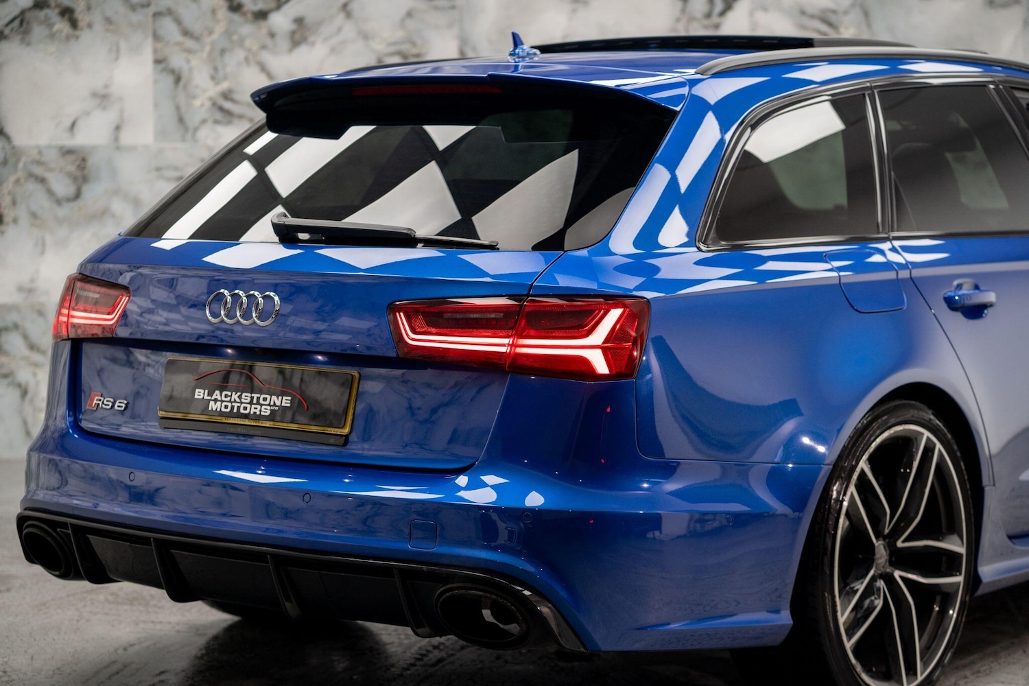 Used Audi RS6 2017 for sale - 77230447: Photo 44