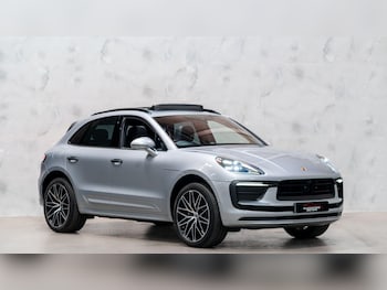 Used Porsche Macan 2023 for sale - 79280133: Photo