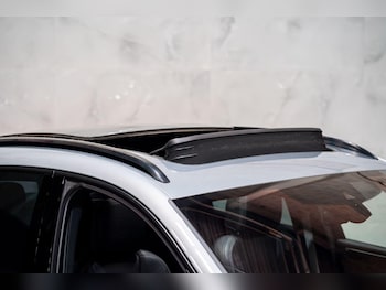 Used Porsche Macan 2023 for sale - 79280133: Photo