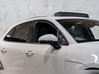 Used Porsche Macan 2023 for sale - 78291180: Photo