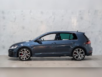 Used Volkswagen Golf 2018 for sale - 79061447: Photo
