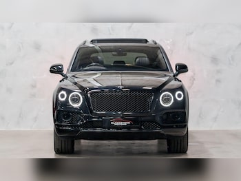 Used Bentley Bentayga 2017 for sale - 79565754: Photo