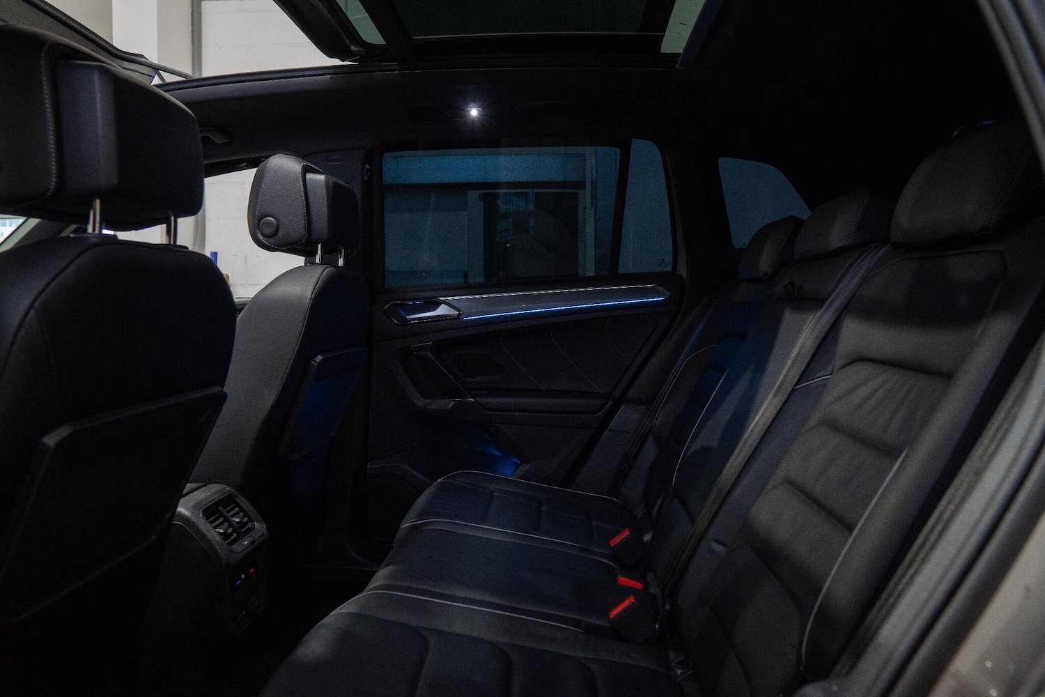 Used Volkswagen Tiguan 2018 for sale - 77969793: Photo 16