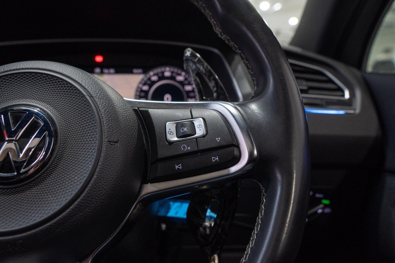 Used Volkswagen Tiguan 2018 for sale - 77969793: Photo 28