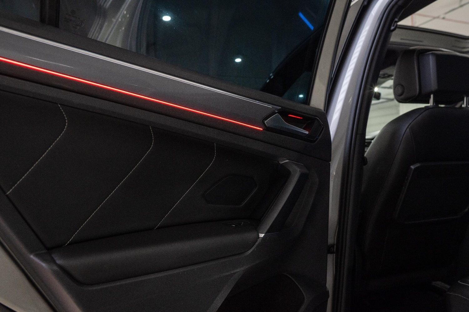 Used Volkswagen Tiguan 2018 for sale - 77969793: Photo 33