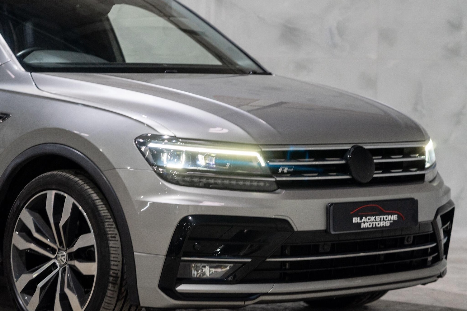 Used Volkswagen Tiguan 2018 for sale - 77969793: Photo 34