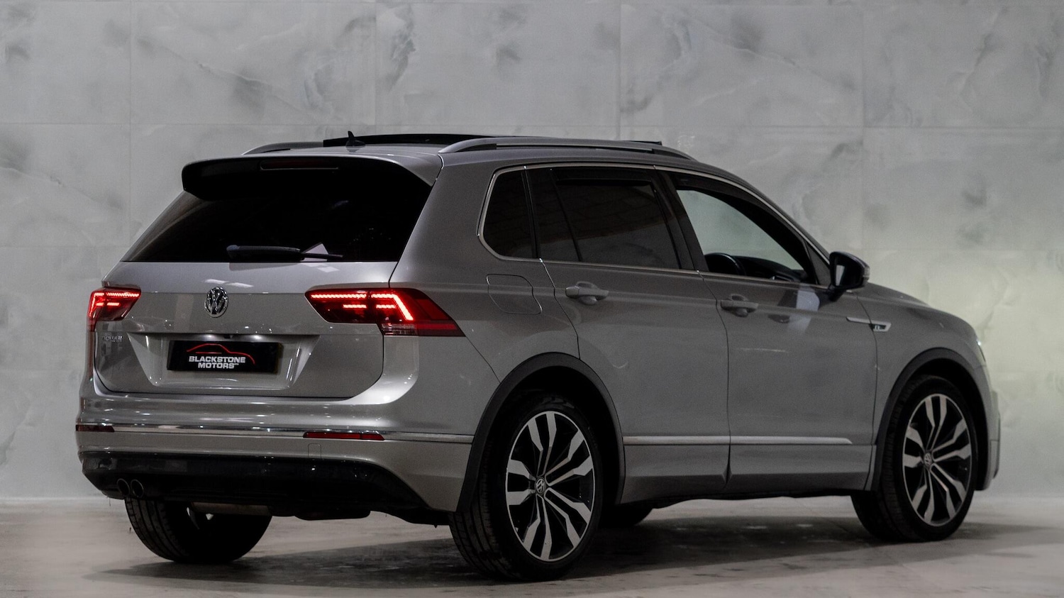 Used Volkswagen Tiguan 2018 for sale - 77969793: Photo 7