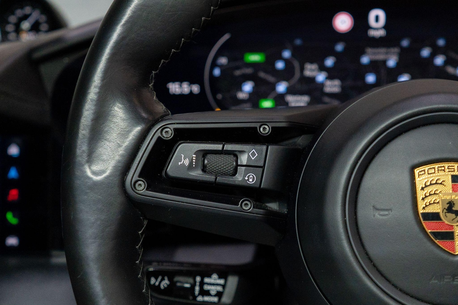 Used Porsche Taycan 2021 for sale - 78184489: Photo 15