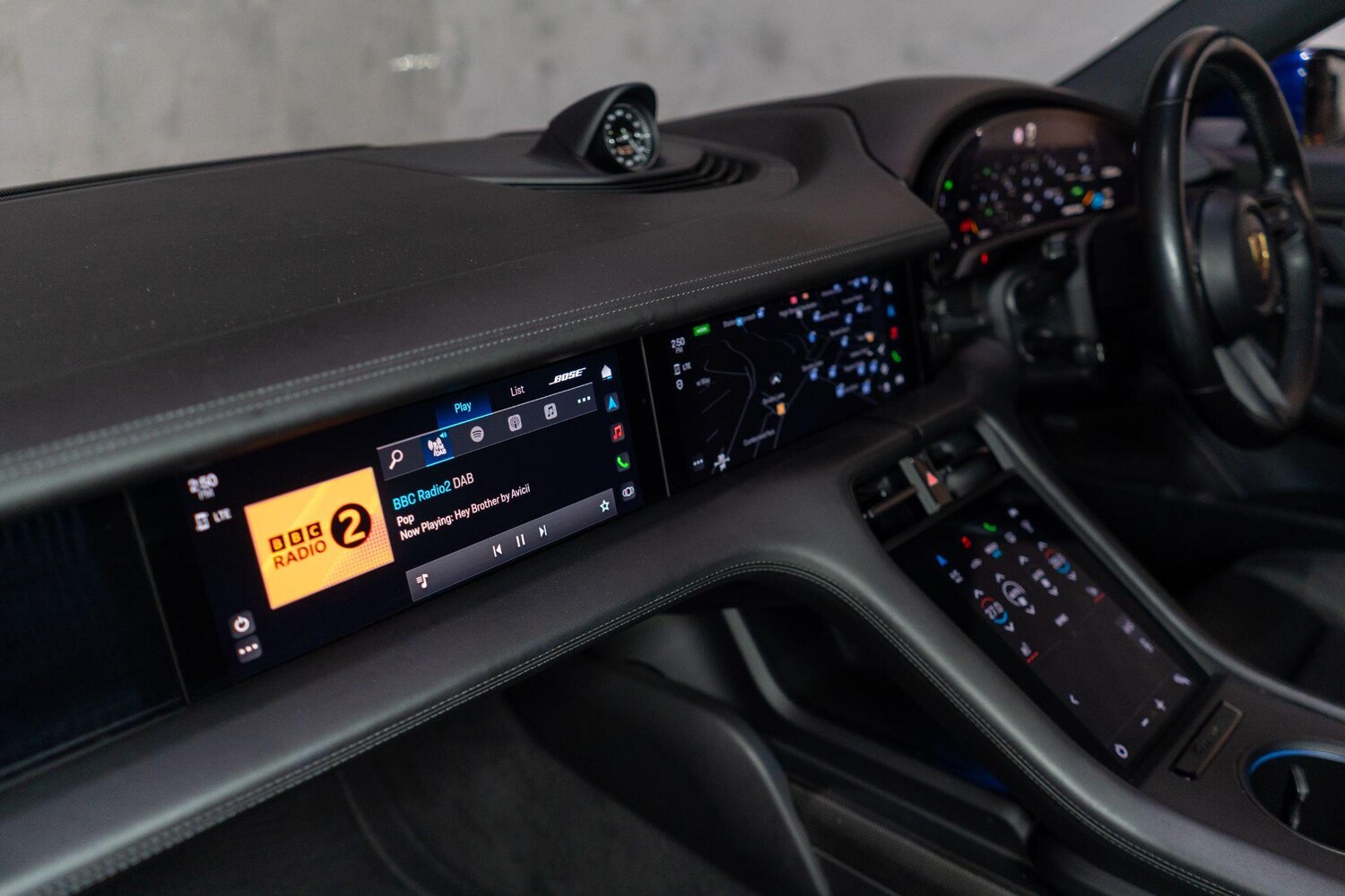 Used Porsche Taycan 2021 for sale - 78184489: Photo 38