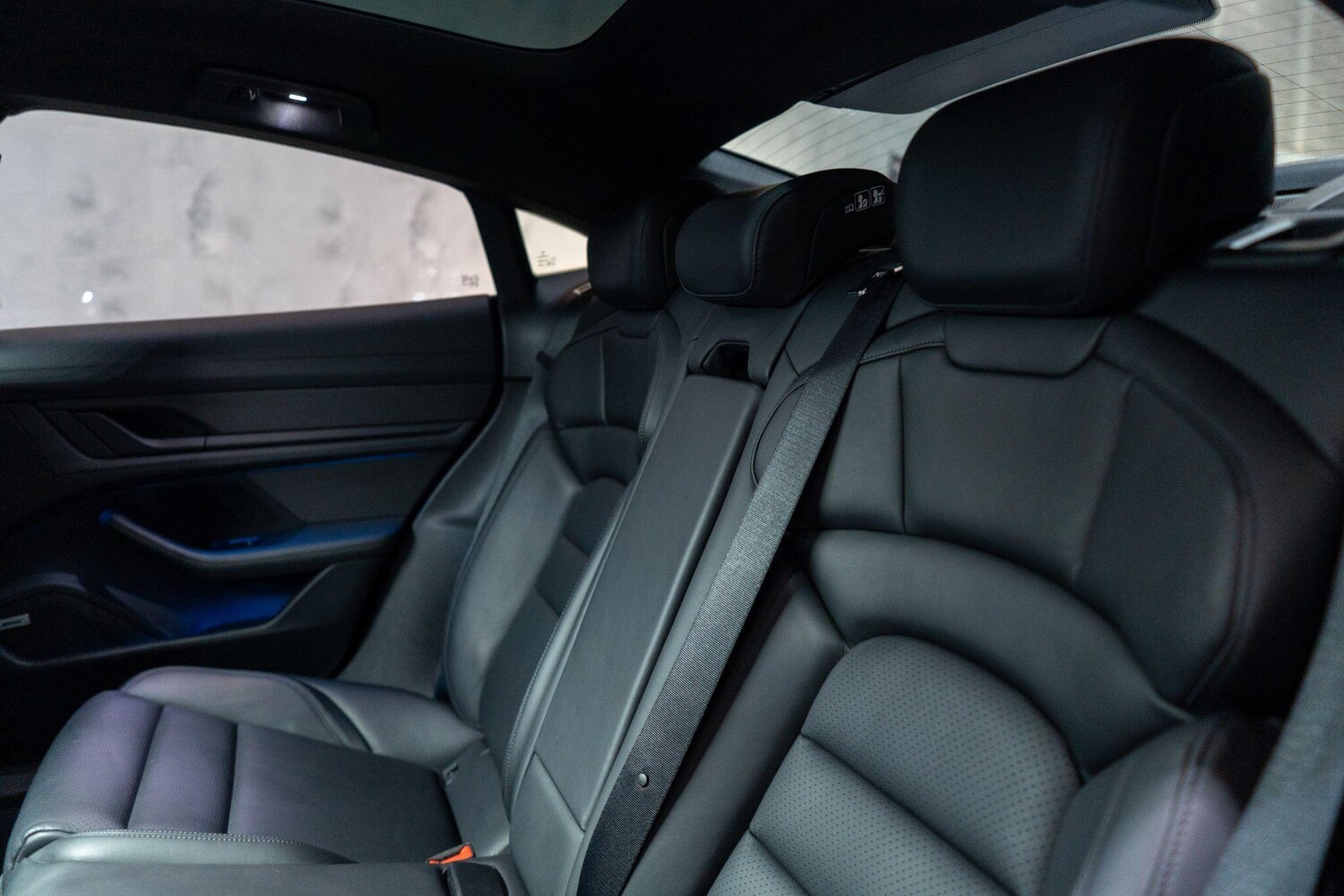 Used Porsche Taycan 2021 for sale - 78184489: Photo 44